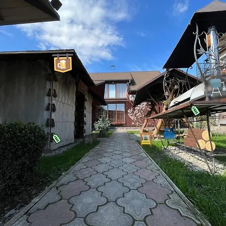Cottage 'Carolina' With Hot Tub, Sauna And Bbq Area Kosiv Exterior photo