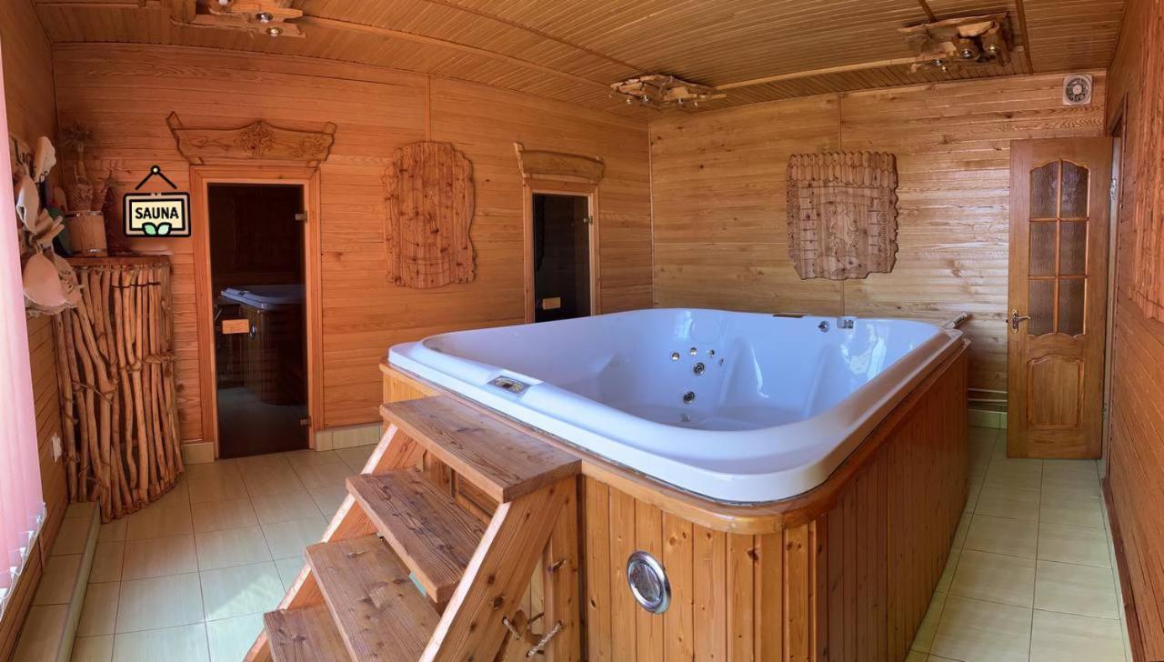 'carolina' With Hot Tub, Sauna And Bbq Area Ferienhaus