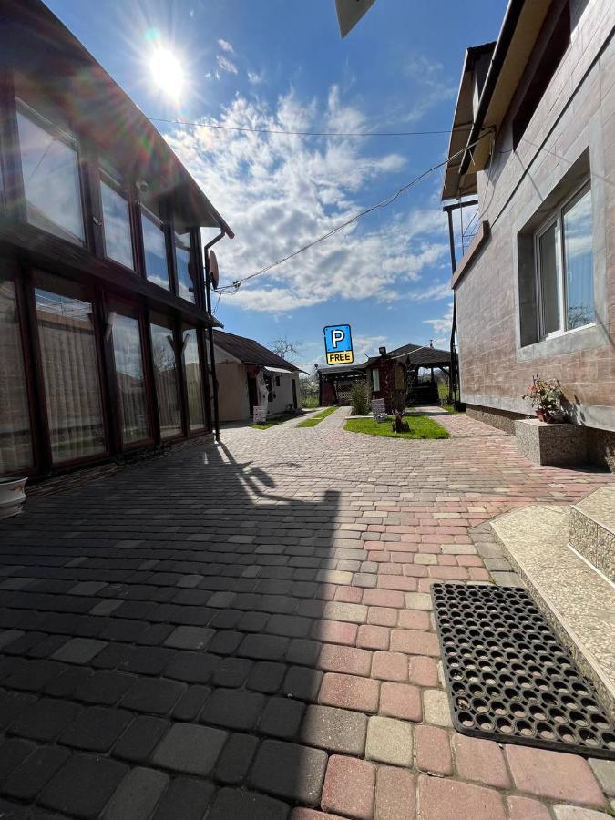 'carolina' With Hot Tub, Sauna And Bbq Area Kosiv