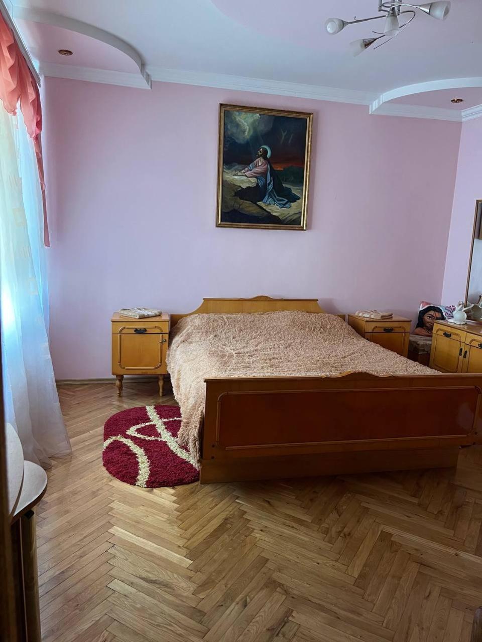 'carolina' With Hot Tub, Sauna And Bbq Area Holiday home Kosiv
